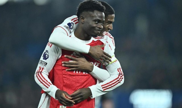 开云体育网址-死守80分钟！阿森纳小胜球风却遭批 拿下冠军自有大儒为你辩经